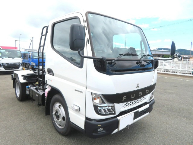 三菱ふそう キャンター 小型 コンテナ専用車 2RG-FBAV0(111621) 4枚目