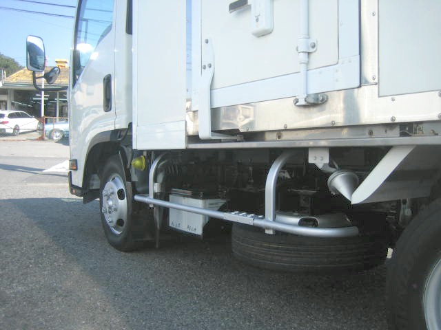 いすゞ エルフ 小型 冷蔵冷凍バン TPG-NLR85AN(95950) 12枚目