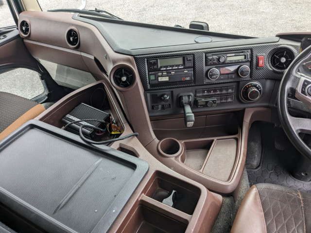 日野 プロフィア 大型 冷蔵冷凍バン 2DG-FS1EHG(109846) 28枚目