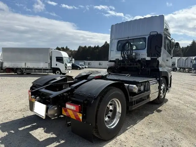 日産自動車 クオン 大型 トラクタ 2PG-GK6DAD(106848) 5枚目