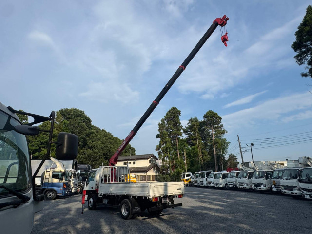 いすゞ エルフ 小型 平ボディ（クレーン付） PB-NKR81AR(109515) 16枚目