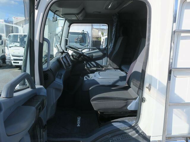 日野 レンジャー 中型 平ボディ BDG-FD7JLWA(40883) 22枚目