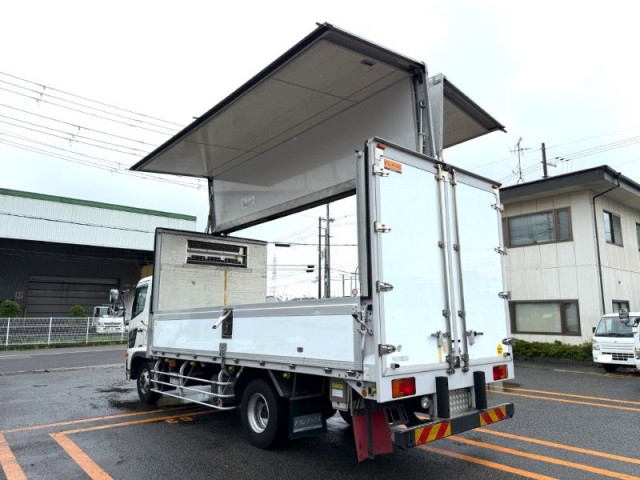 日野 レンジャー 増トン 冷蔵冷凍バン TKG-GC9JHAA(110400) 8枚目