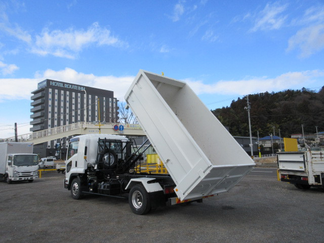 いすゞ フォワード 中型 コンテナ専用車 2RG-FRR90S2(98840) 7枚目