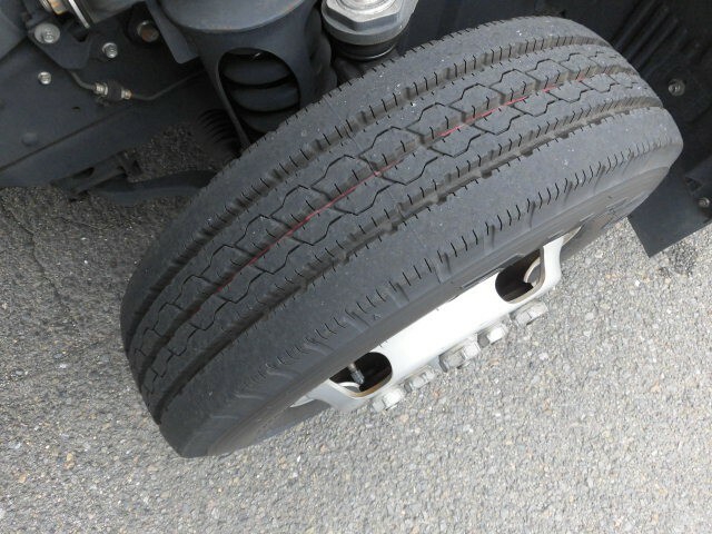 いすゞ エルフ 小型 バン TRG-NLR85AN(7128) 12枚目