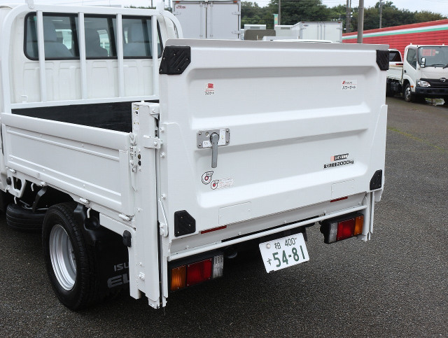 いすゞ エルフ 小型 Wキャブ TRG-NJR85A(112537) 26枚目