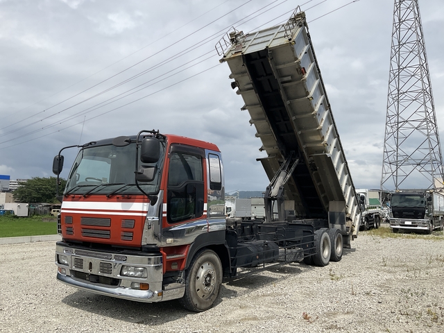 いすゞ ギガ 大型 深ダンプ（土砂禁） PDG-CYM77V8(72286) 8枚目