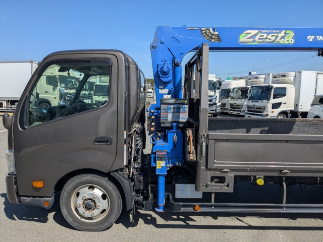 日野 デュトロ 小型 平ボディ（クレーン付） TDG-XZU732M(109826) 29枚目
