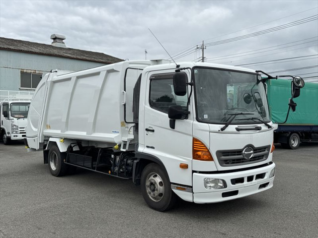 日野 レンジャー 中型 塵芥車（プレス式） TKG-FC9JGAA(110685) 2枚目