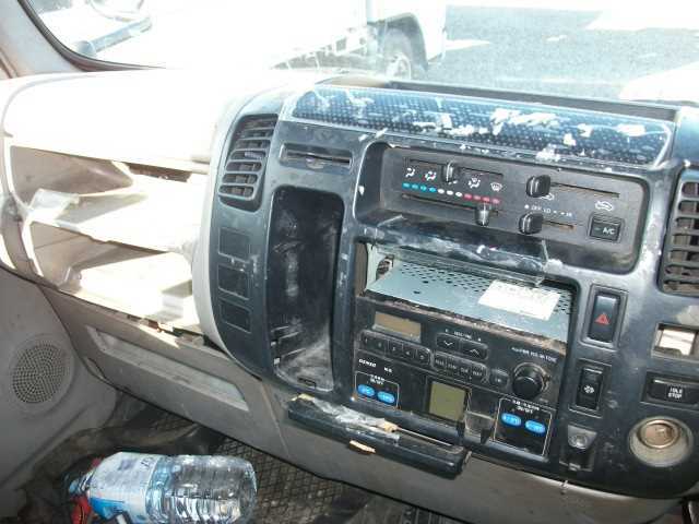 日野 デュトロ 小型 バン VF-XKU304E(37765) 9枚目