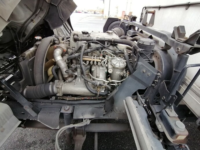 UDトラックス（日産） コンドル 中型 冷蔵冷凍バン PB-MK36A(5519) 61枚目