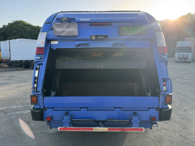 三菱ふそう キャンター 小型 塵芥車（プレス式） 2PG-FEAV0(110481) 6枚目