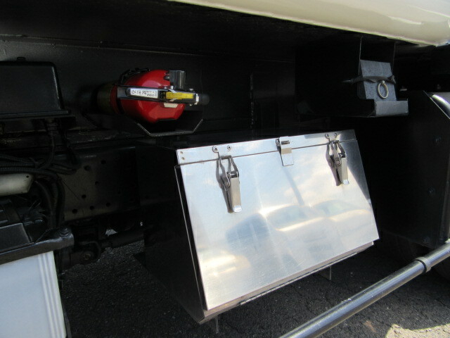 日野 デュトロ 小型 塵芥車（プレス式） TKG-XZU600X(10076) 16枚目