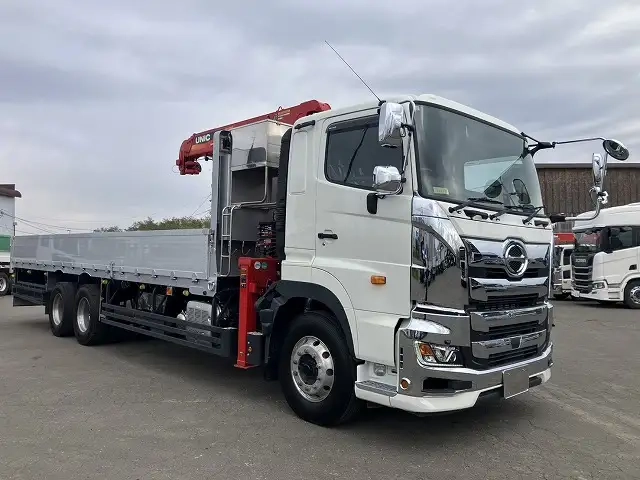 日野 プロフィア 大型 平ボディ（クレーン付） 2DG-FS1AHC(114005) 3枚目