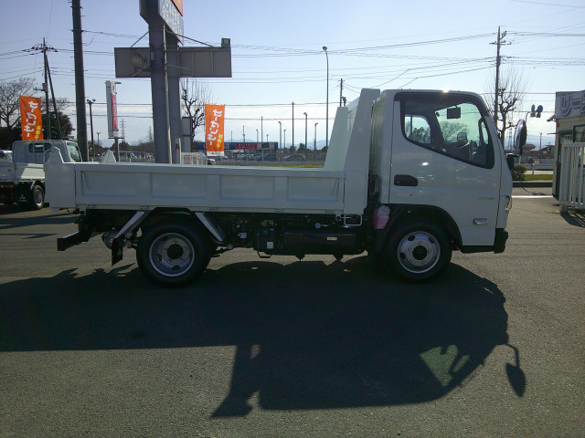 三菱ふそう キャンター 小型 土砂ダンプ 2RG-FBA60(102483) 5枚目