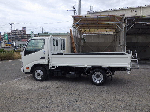 トヨタ ダイナ 小型 平ボディ TPG-XZC605(110858) 3枚目