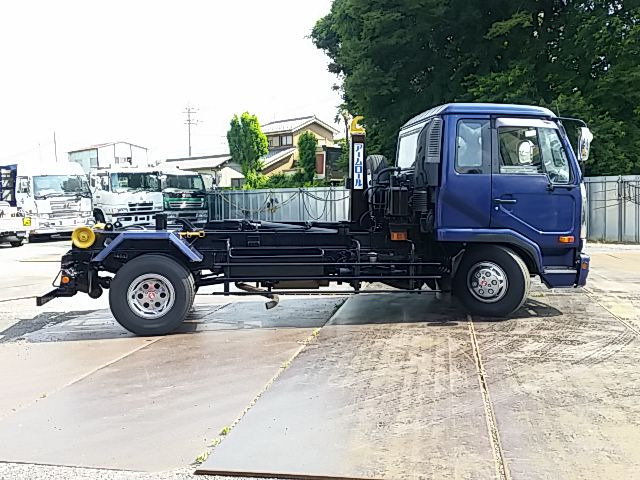 UDトラックス（日産） コンドル 増トン コンテナ専用車 PB-LK36A(11543) 94枚目