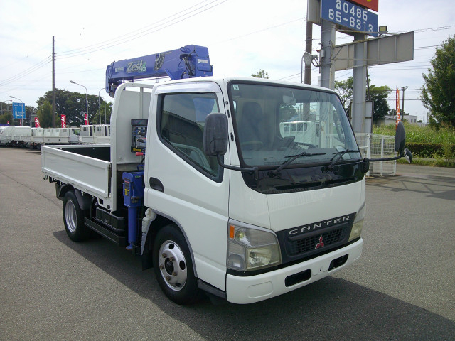 三菱ふそう キャンター 小型 平ボディ（クレーン付） KK-FE73EB(111540) 3枚目