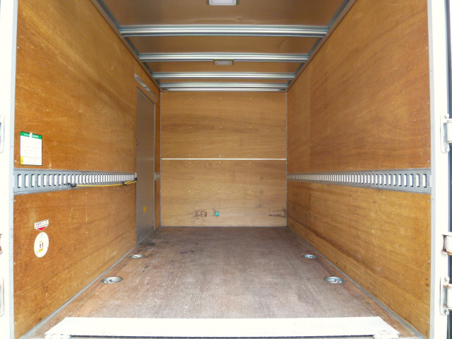 Isuzu elf Small Box body 2RG-NJR88AN(105760) 12枚目