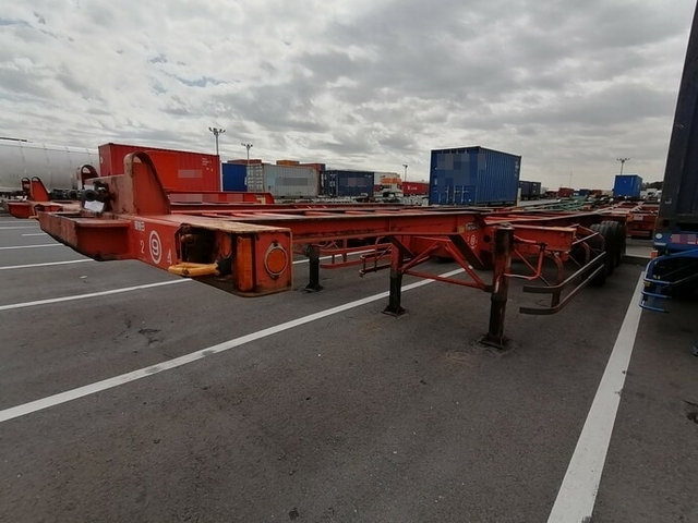 Fullhalf other Large 20ft container chassis trailer KFKHG340(5655) 2枚目