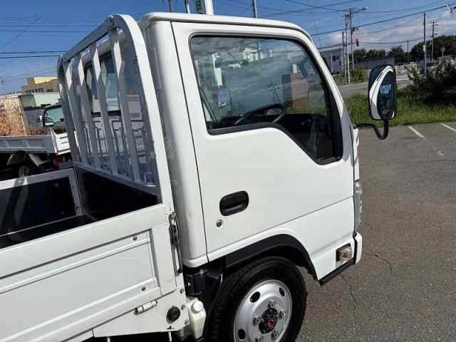 マツダ タイタン 小型 平ボディ 2RG-LKS88A(112747) 8枚目