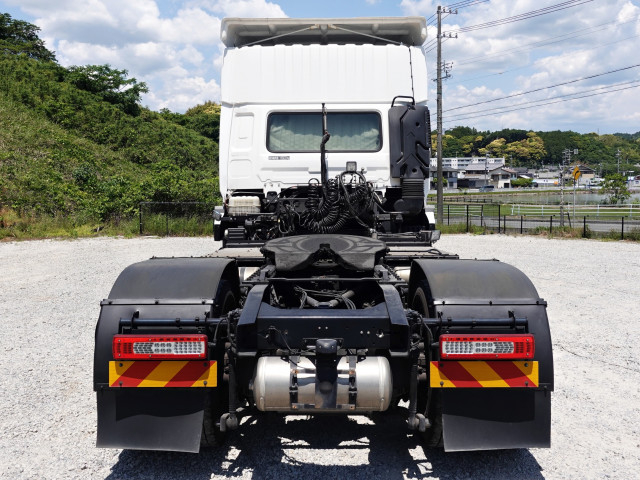 UDトラックス（日産） クオン 大型 トラクタ 2PG-GK5AAD(110384) 10枚目