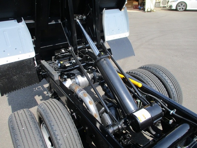 三菱ふそう キャンター 小型 土砂ダンプ 2PG-FBA60(11574) 9枚目