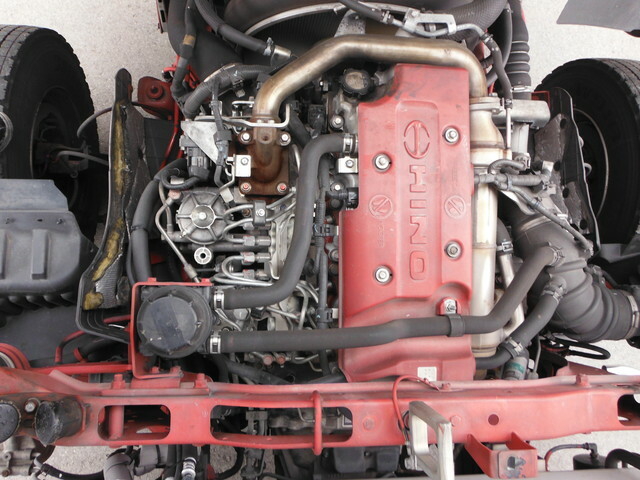日野 レンジャー 中型 冷蔵冷凍バン TKG-FC9JKAG(10291) 9枚目