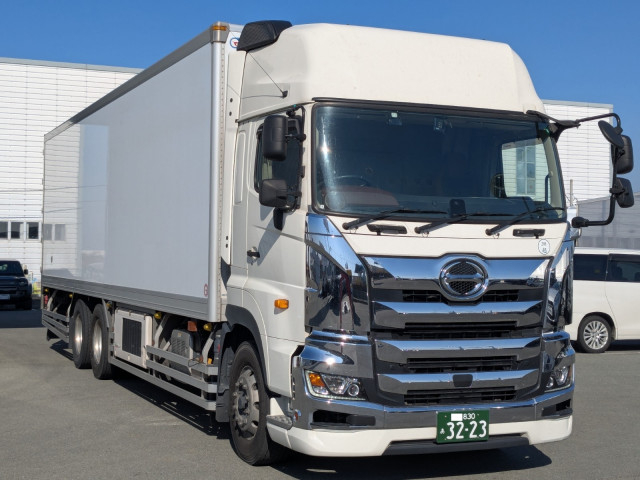 日野 プロフィア 大型 冷蔵冷凍バン 2DG-FR1AHC(100251) 3枚目