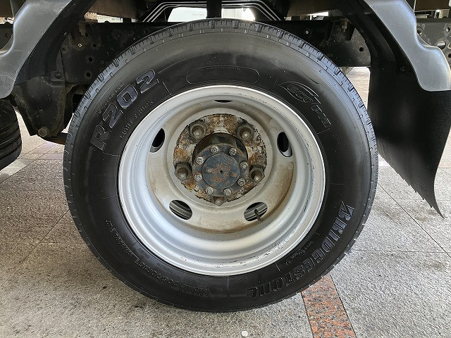 いすゞ エルフ 小型 平ボディ TRG-NJS85A(112893) 25枚目