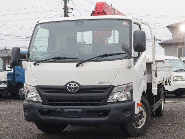 トヨタ ダイナ 小型 平ボディ（クレーン付） TKG-XZU712(112387) 1枚目