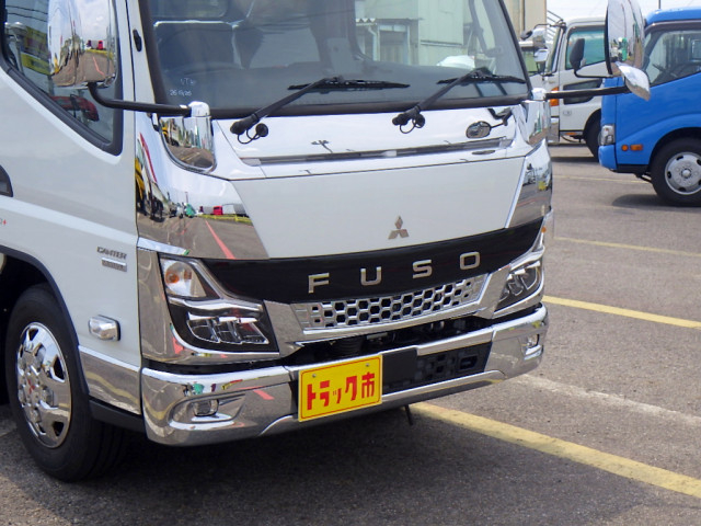 三菱ふそう キャンター 小型 コンテナ専用車 2RG-FBAV0(108136) 9枚目