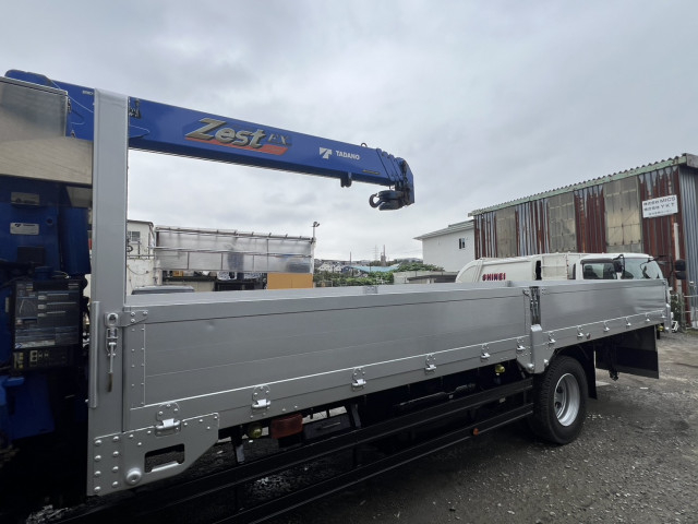 三菱ふそう ファイター 増トン 平ボディ（クレーン付） 2KG-FK62FZ(112884) 7枚目