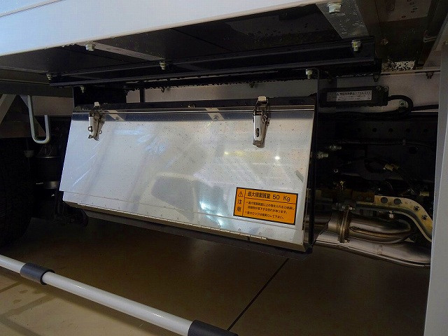 日野 レンジャー 中型 冷蔵冷凍バン 2KG-FD2ABG(90264) 48枚目