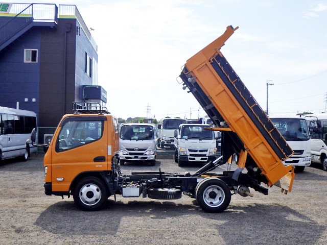 三菱ふそう キャンター 小型 土砂ダンプ 2RG-FBA60(110085) 8枚目