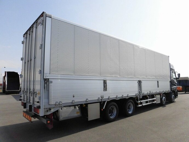 UDトラックス（日産） クオン 大型 ウィング QPG-CG5ZA(8432) 3枚目