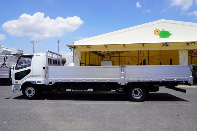 三菱ふそう ファイター 増トン 平ボディ 2KG-FK62FZ(105880) 3枚目