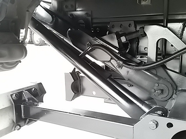UDトラックス（日産） コンドル 中型 ウィング BDG-MK36C(8203) 15枚目