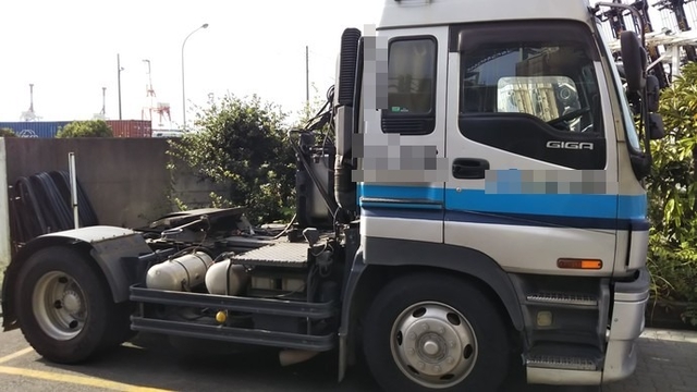 いすゞ ギガ 大型 トラクタ KL-EXD52D3(3588) 2枚目