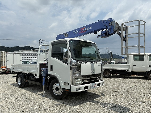 マツダ タイタン 小型 平ボディ（クレーン付） BDG-LMR85AR(110190) 2枚目
