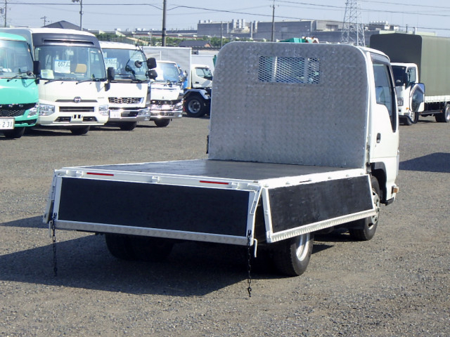 いすゞ エルフ 小型 平ボディ 2RG-NJR88A(110961) 31枚目
