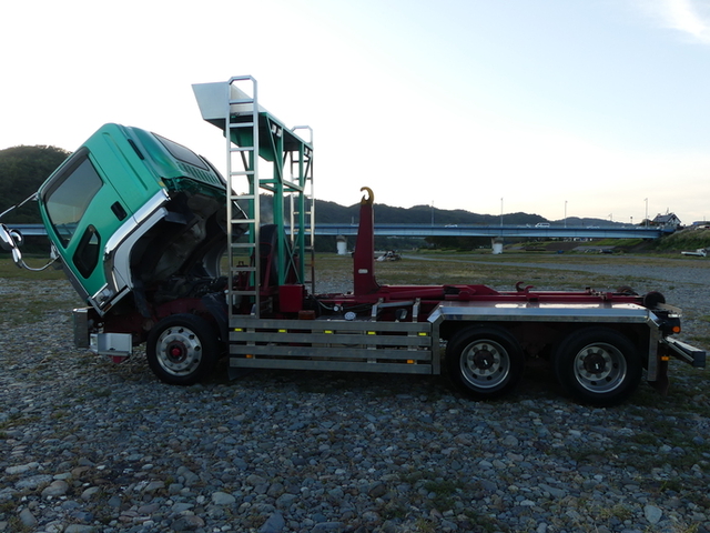 いすゞ ギガ 大型 コンテナ専用車 QDG-FVZ34U2(51871) 46枚目