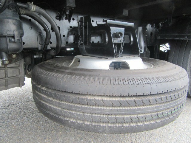 トヨタ ダイナ 小型 平ボディ TKG-XZU605(8796) 11枚目
