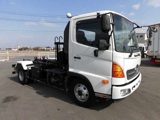 日野 レンジャー 中型 コンテナ専用車 TKG-FC9JEAA(6500) 2枚目