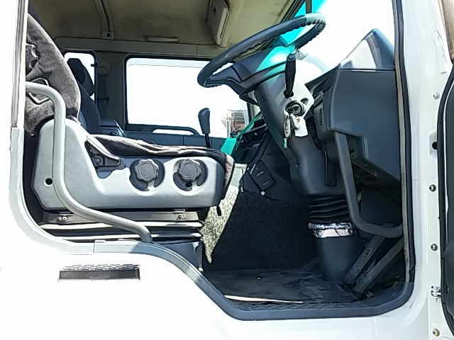 三菱ふそう スーパーグレート 大型 トラクタ KL-FP54JDR(10036) 31枚目