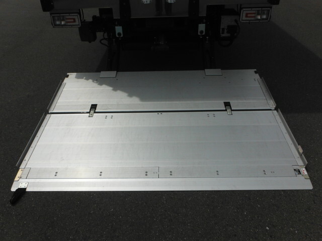 日野 レンジャー 中型 冷蔵冷凍バン 2KG-FD2ABG(32008) 14枚目