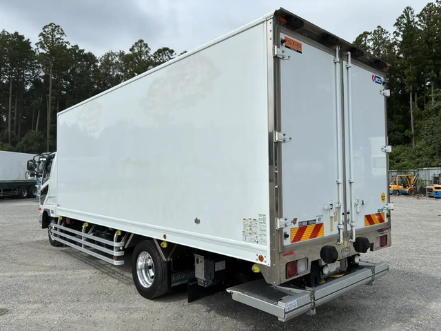 Mitsubishi Fuso fighter 6studs large Freezer box_body 2KG-FK65FY(108920) 7枚目