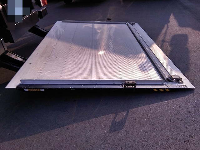いすゞ エルフ 小型 バン TKG-NPR85AN(10878) 20枚目