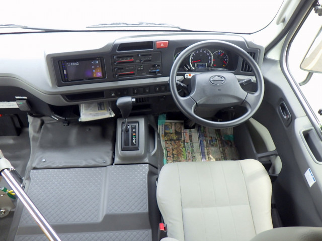 日野 リエッセⅡ 小型 バス 2DG-XZB70M(110042) 10枚目