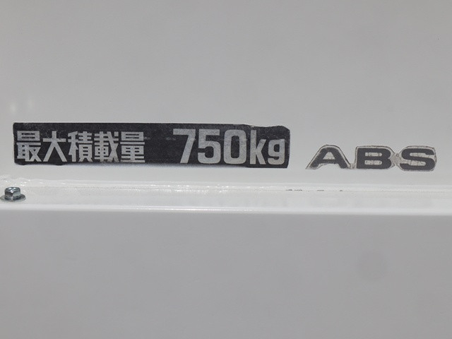 トヨタ タウンエース 小型 平ボディ GK-KM70(109290) 18枚目
